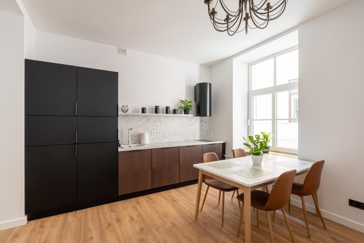 Spacious 1-Bedroom Apartment In The Heart Of Old Town Riga Exterior foto